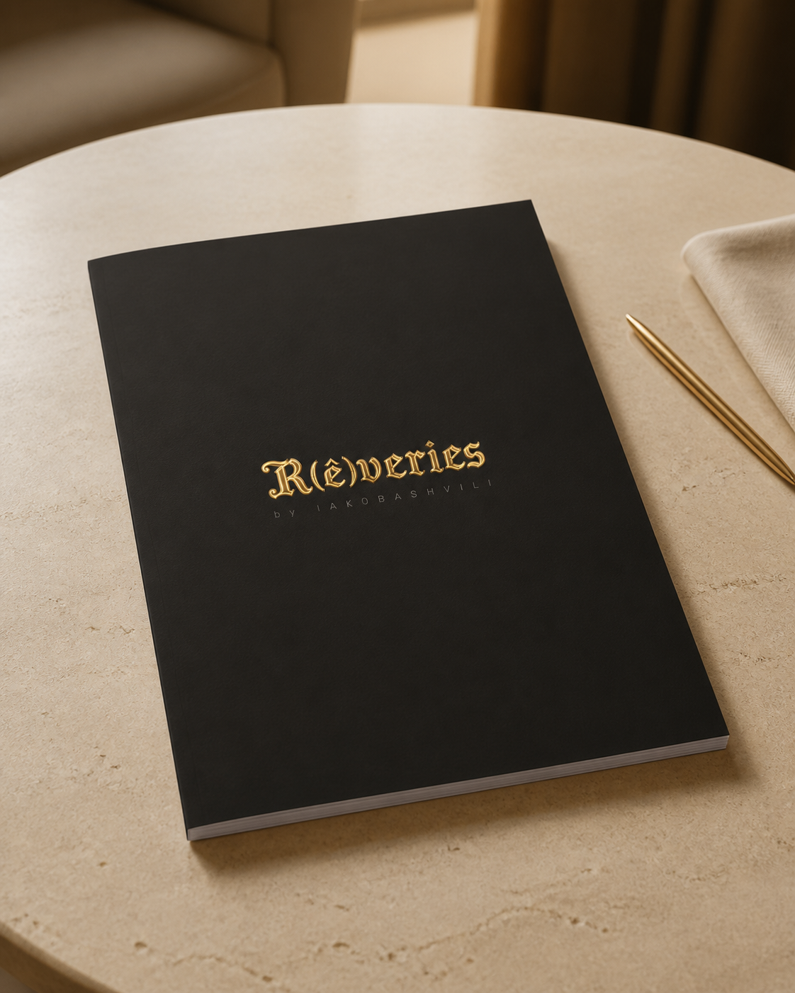 Carnet R(ê)veries sur une table