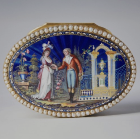 Boîte ovale à miniature émaillée bordée de perles